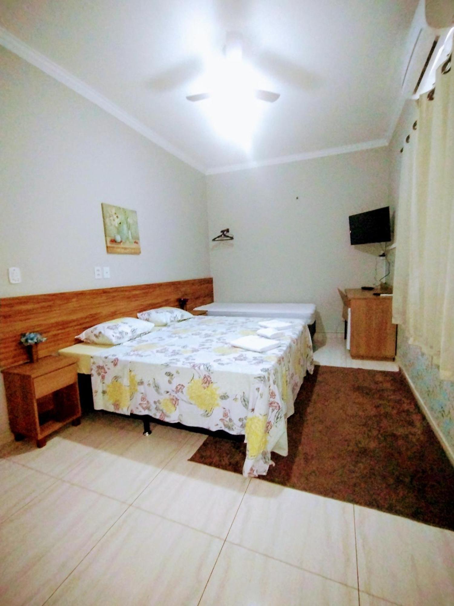 São João Batista do Glória Pouso Oliveira Suites מראה חיצוני תמונה